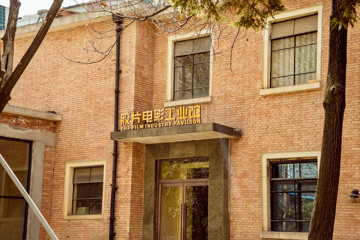日本精油按摩理论片：深层放松与经络疏通手法全解析 | 精油按摩技巧 | 日式指压教程