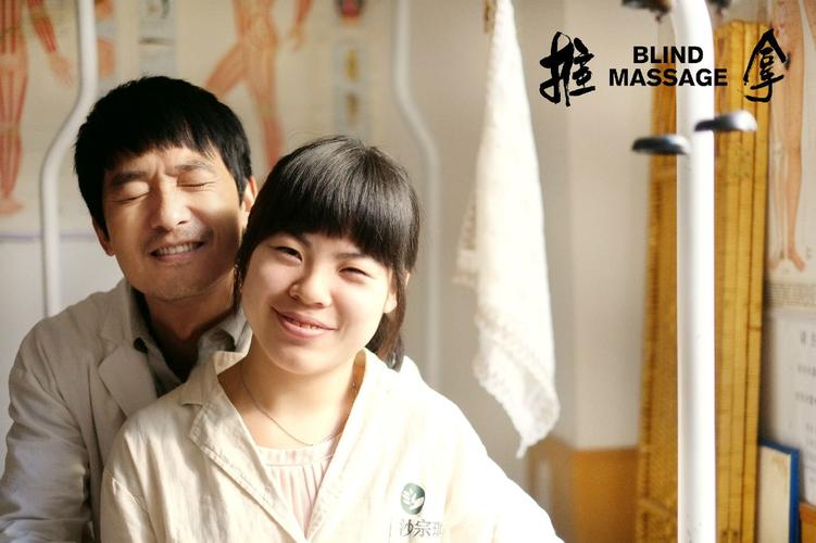 亚洲熟女少妇av一区二区三区的相关介绍