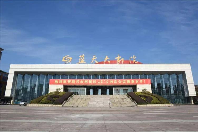 午夜孤独影院播放清单：深夜独处必看的治愈系电影推荐