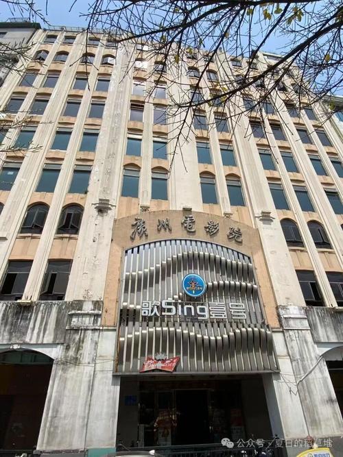 欧美人妻复古在线的相关介绍