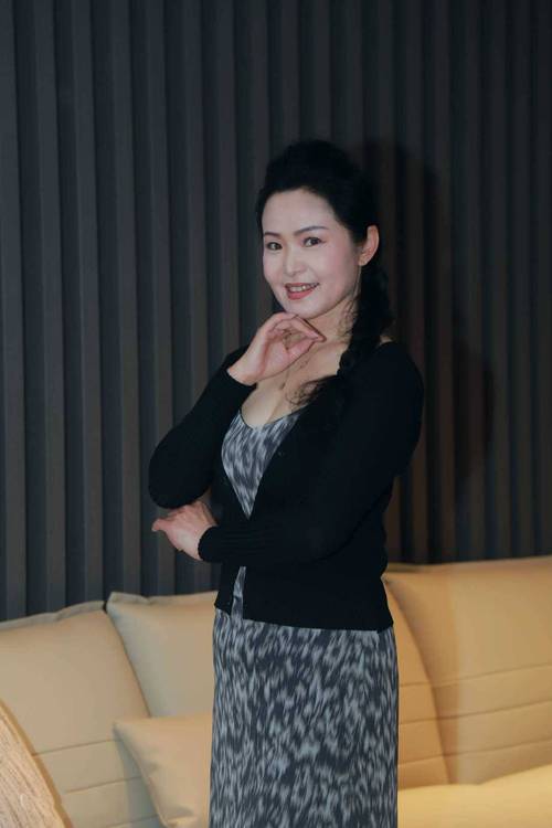 曰本熟妇av的相关介绍