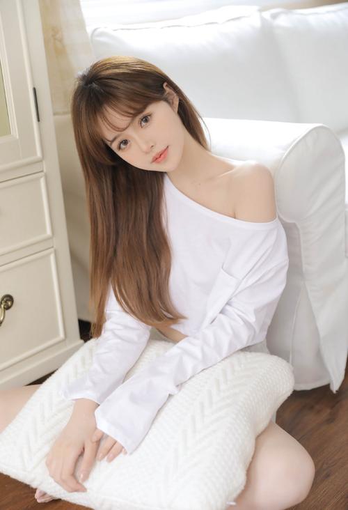 18楼女孩的相关介绍