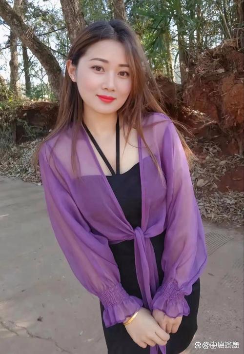 我和丝袜老师啪啪啪的相关介绍