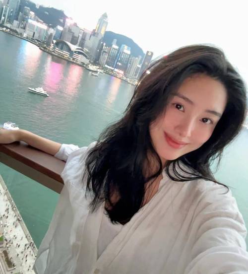 抖乳动态图的相关介绍