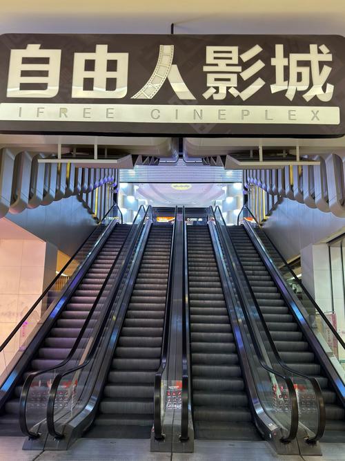 少妇逼av的相关介绍