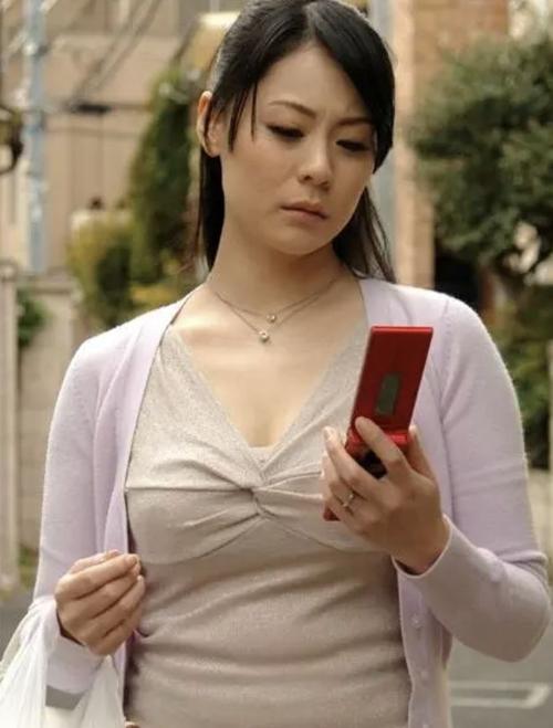 欧美一区二区三区高潮喷手的相关介绍
