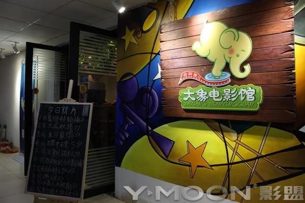 一边摸一边操一边添的相关介绍