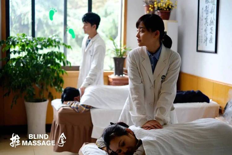 男人j捅进女人p亚洲av的相关介绍