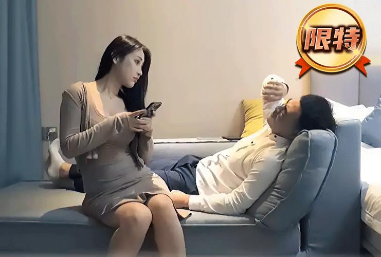 人妻搭讪自宅的相关介绍