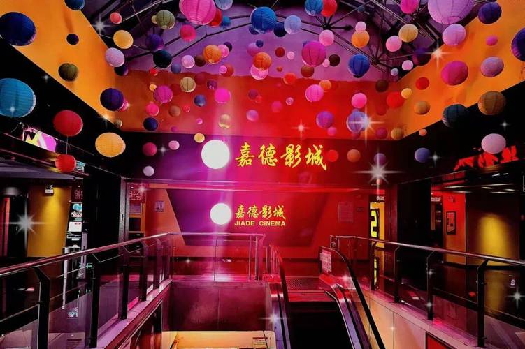 av搭讪中出熟的相关介绍