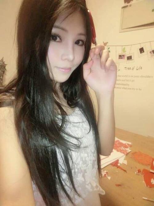 搭讪中出熟女的相关介绍
