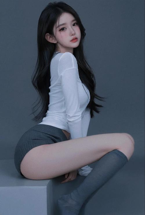 av 熟妇 在线的相关介绍