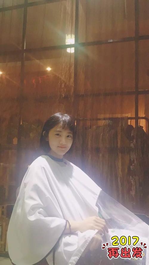 中出av哺乳少妇的相关介绍