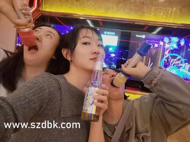 加多撸在线影院的相关介绍