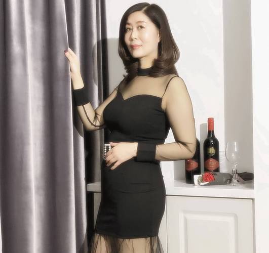 亚洲熟女少妇满足我私密需求，情感共鸣与生活智慧的长尾关键词解析