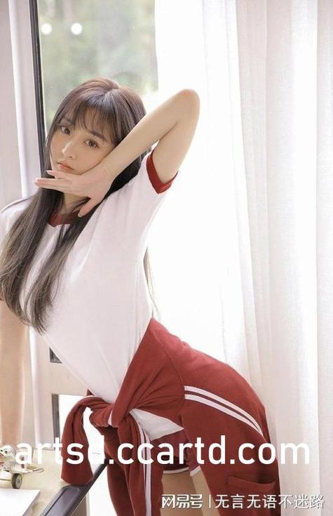 美女性感丝袜av一区二区的相关介绍