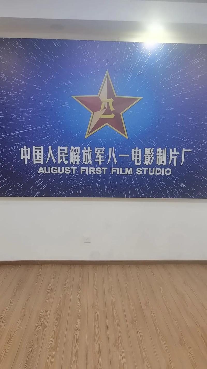 小说人妻被插的相关介绍