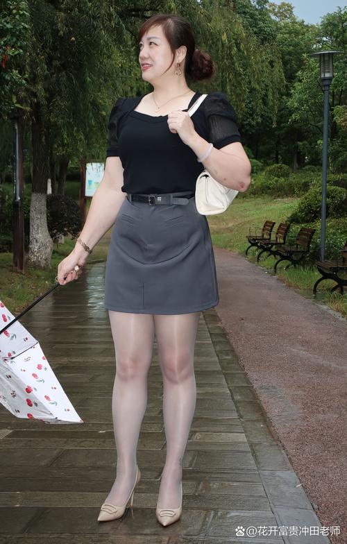 女性内裤黄色分泌物的相关介绍