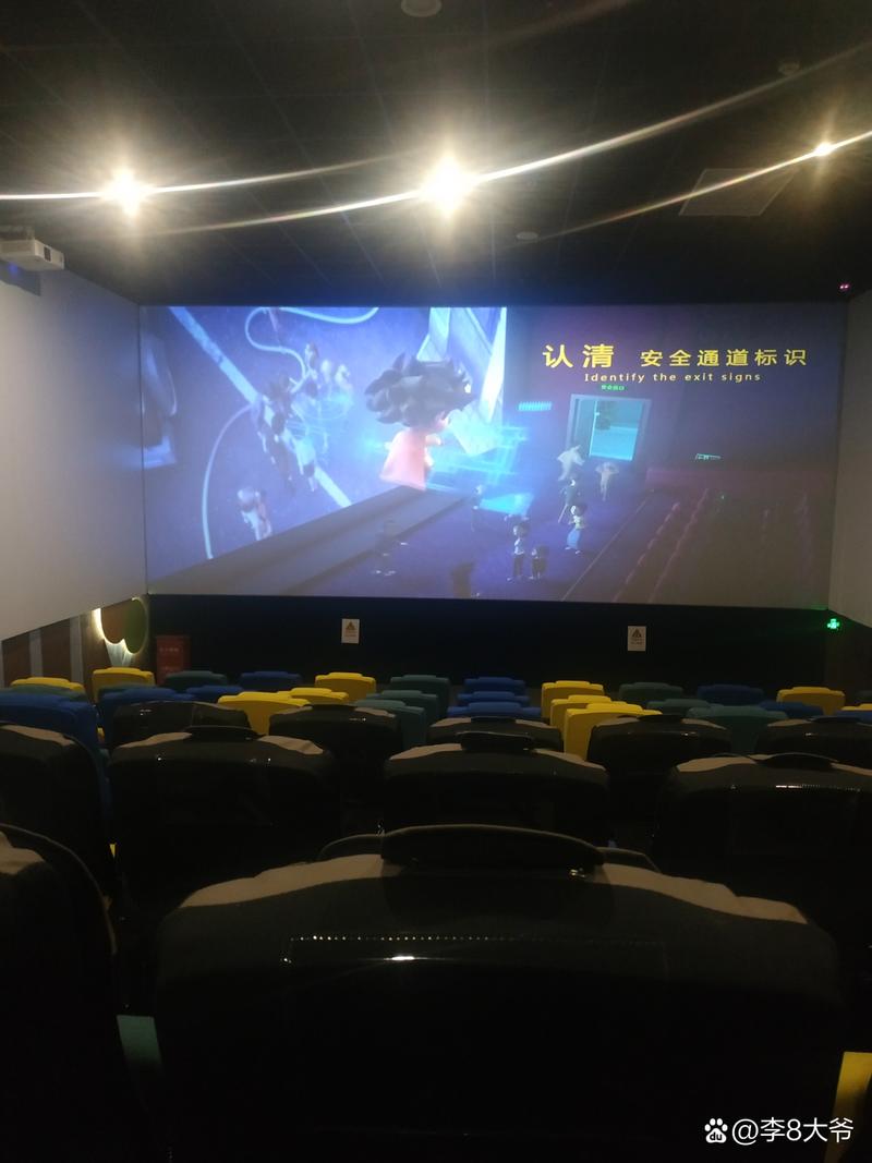 奇葩影院：盘点奇葩电影合集，冷门搞笑神作推荐与无厘头观影指南