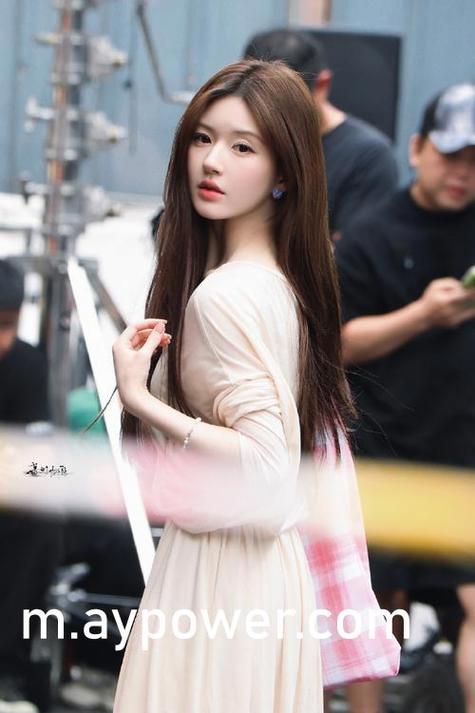 操人妻少妇av在线的相关介绍