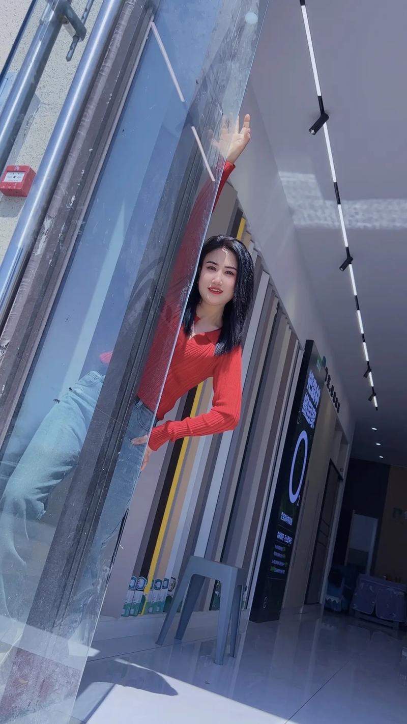 女性尿黄异味大是什么原因引起的的相关介绍