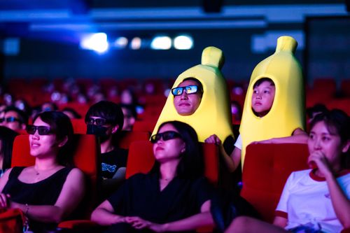 久久欧美人妻在线精品视频：高颜值人妻熟女私密写真，高清无码在线播放完整版